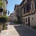D'hotes De Charme Du Chateau De Missandre Bed & Breakfast