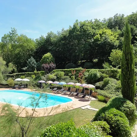 D'hotes De Charme Du Chateau De Missandre Frühstückspension