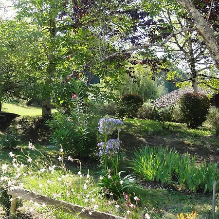 Bed & Breakfast D'hotes De Charme Du Chateau De Missandre Saint-Pierre-de-Caubel