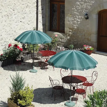 Frühstückspension D'hotes De Charme Du Chateau De Missandre Saint-Pierre-de-Caubel